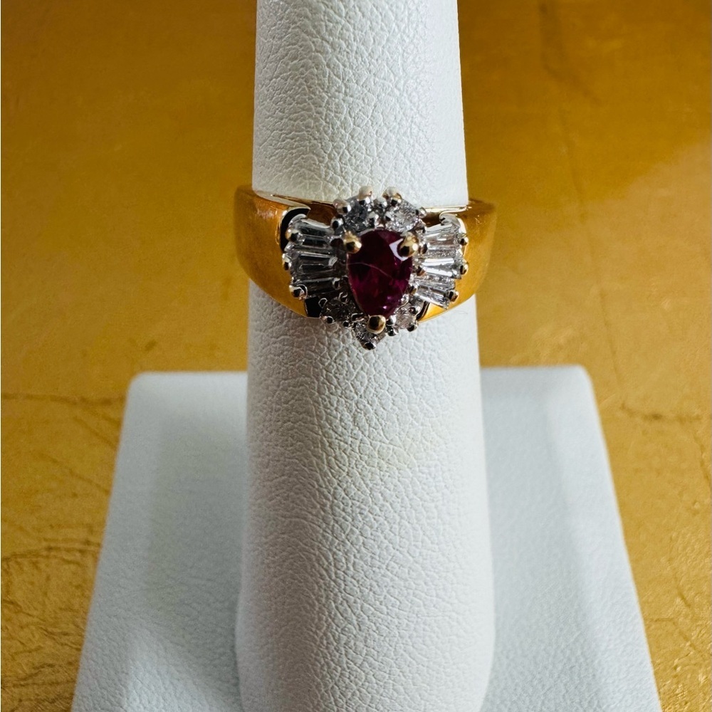 14K Yellow Gold Vintage Pear Ruby and Diamond Ring Cluster Halo size 5